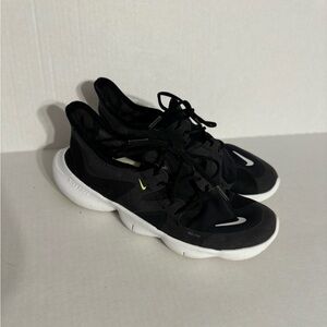 Nike Free Black 6mm Running Shoe Women’s 7